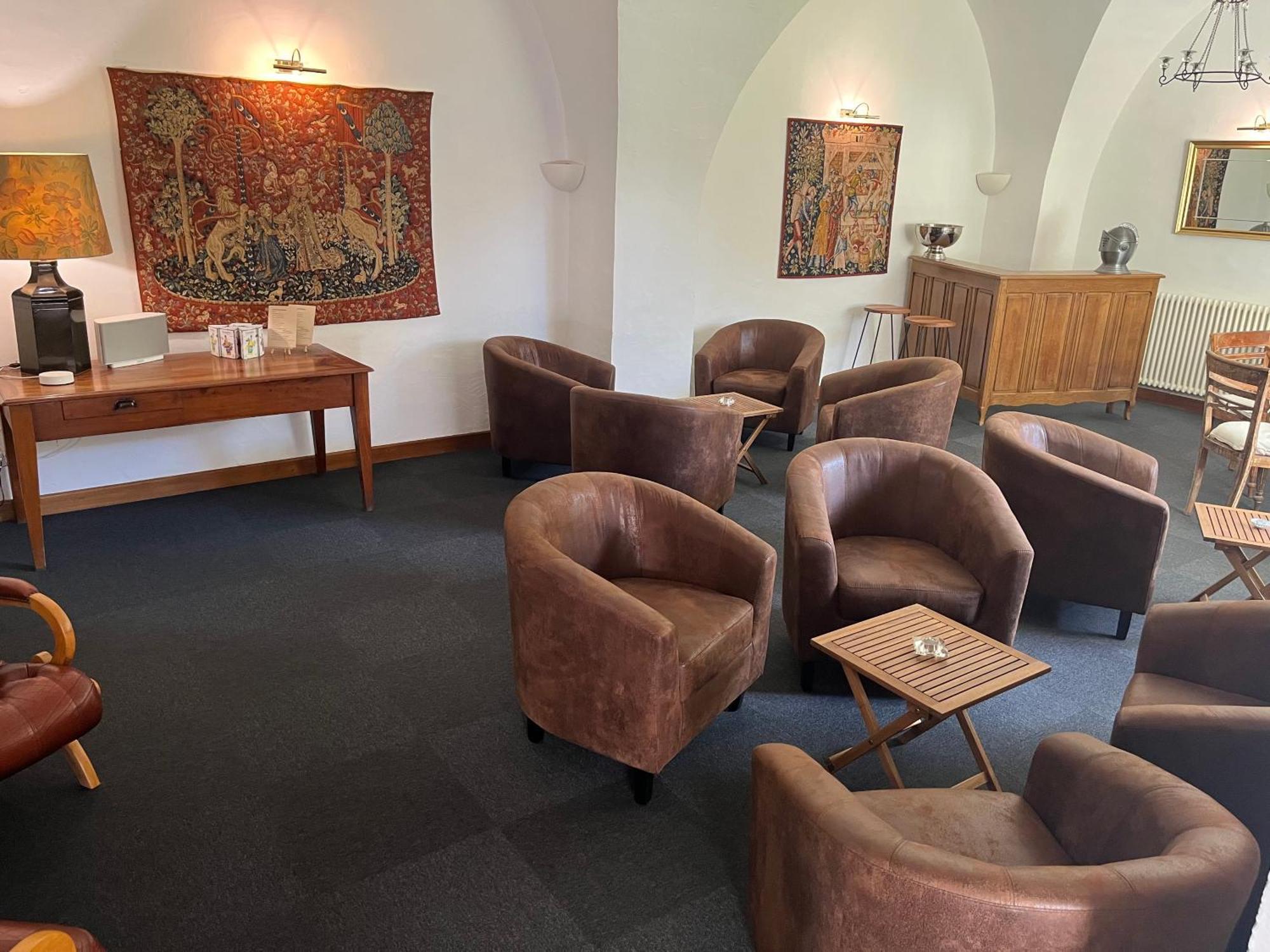 La Cour Carree Hotel Perrier Ngoại thất bức ảnh
